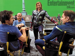 Illustration for article titled New Avengers photos show off the growing Iron Man/Captain America rivalry